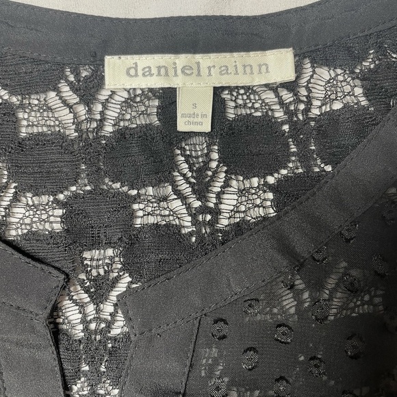 Daniel Rainn Womans Sheer Black Lace Polyester Short Sleeve Blouse - Picture 6 of 7